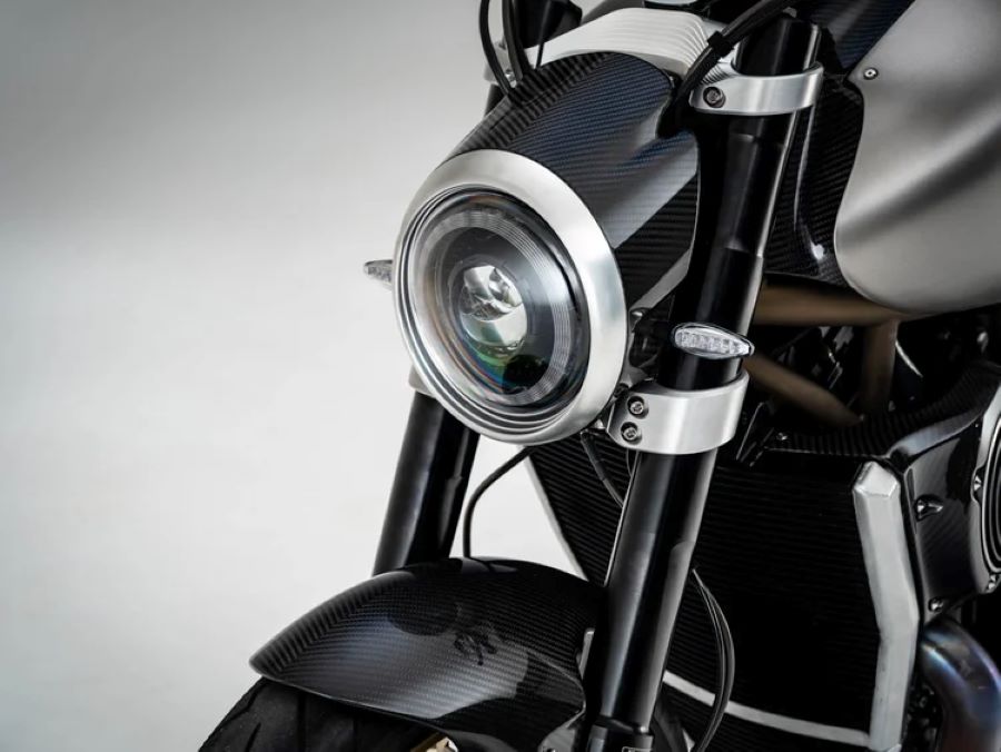 Frontal de una moto Langen LightSpeed