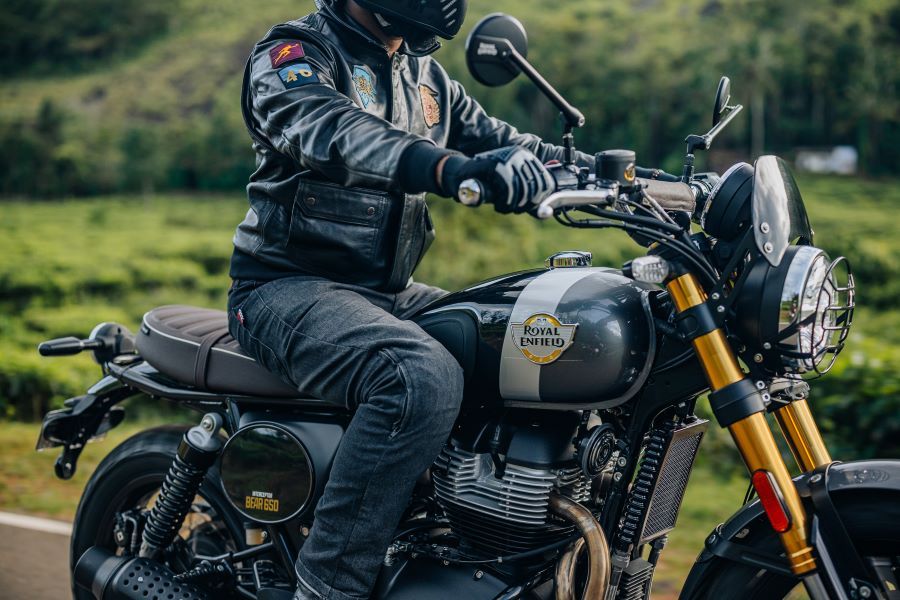 La Royal Enfield Bear 650 revive el mito de la Big Bear Run