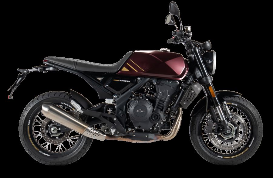 Vista lateral derecha de una Zanella Ceccato Roadster 500 bordó