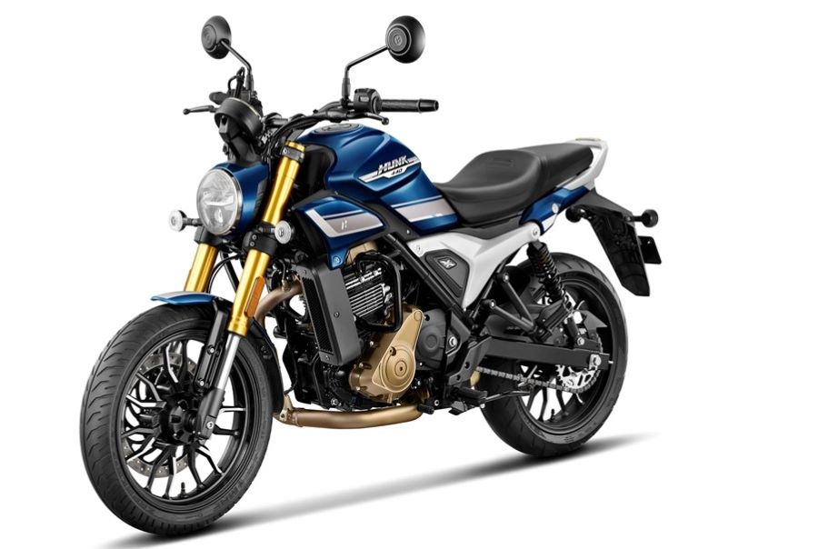 Hero Hunk 440: una roadster pensada para mercados reales vista lateral izquierda de una moto Hero Hunk 440 azul