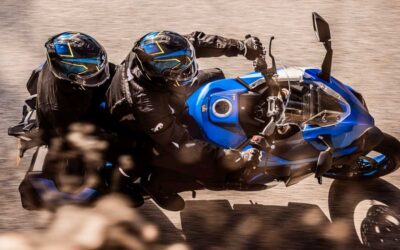 La GSX-S1000GT+ 2026 acelera, frena y viaja como una deportiva