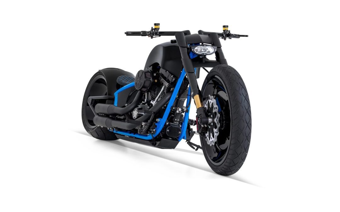 Vista en perspectiva izquierda de una Harley-Davidson Bugatti