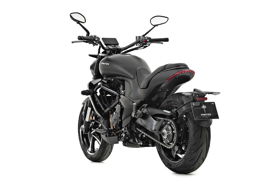 Zontes 350S: músculo, tecnología y monobrazo disruptivo Perspectiva trasera izquierda de ua moto custom Zontes 350S