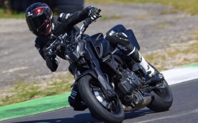 Furion M2: así funciona la moto híbrida con tracción total