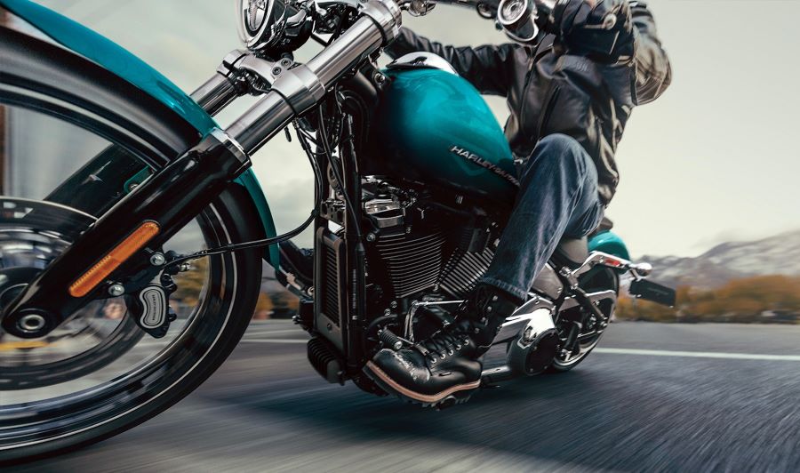 Músculo puro y presencia total en la Harley Breakout 2026