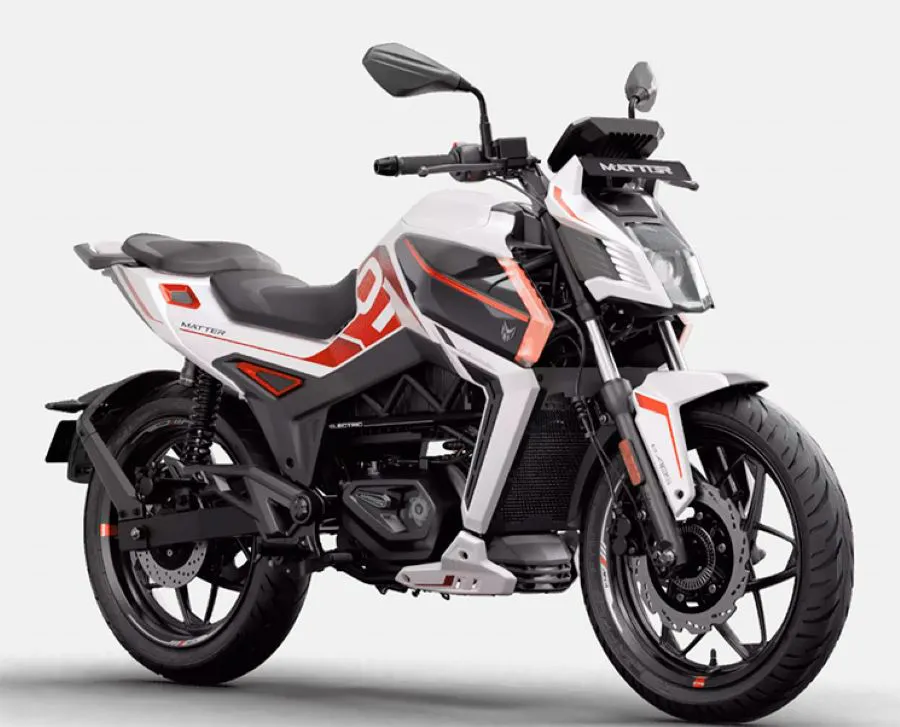 Lateral derecho de una moto Matter Aera