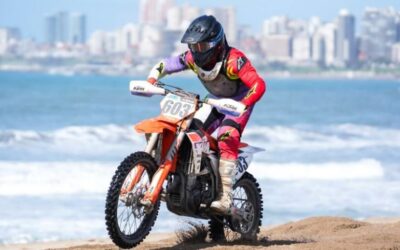 Cómo manejar moto en arena | Guía para mantener el control
