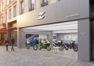 Imagen que simula el frente de un local comercial de ZXMoto en Europa