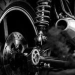 Mi moto saca humo negro | causas, diagnóstico y soluciones