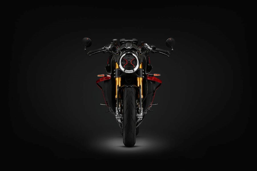 La Brutale 1000 ABT une emoción italiana y obsesión alemana Frontal de una MV Agusta Brutale 1000 ABT