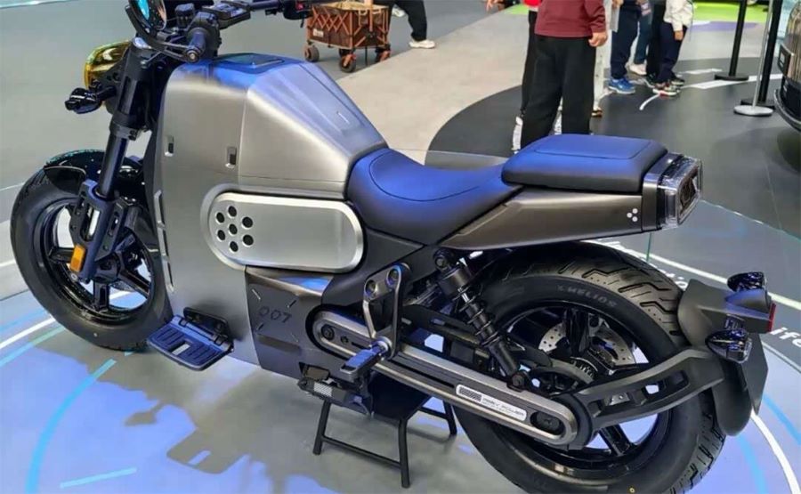 lateral izquierdo de un prototipo Chery e-Vo REEV