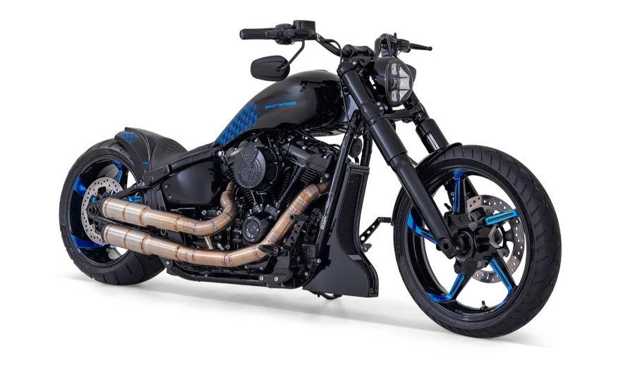 Por qué la Harley-Davidson Breakout obsesiona al mundo custom Lateral derecho de la customización Calumma II de una moto HD Breakout