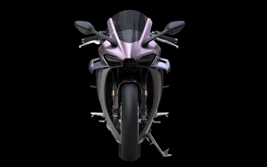 Frontal de una moto KOVE 450RR Isla de Man