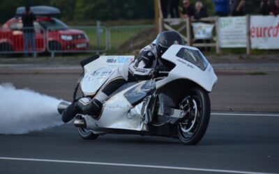 La moto más rápida de la historia funciona con vapor de agua
