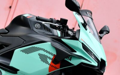 La Yamaha R3 2026 estrena su imagen más arriesgada