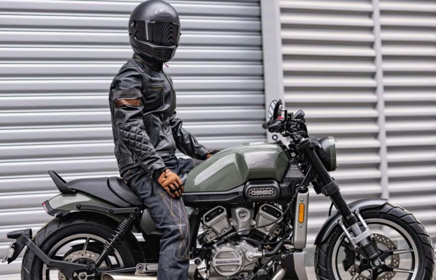 Hyosung recupera su esencia con una inédita cruiser V-Twin
