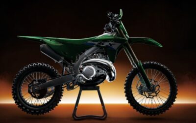 Kawasaki volvió a los 2T y acaba de declarar la guerra a KTM