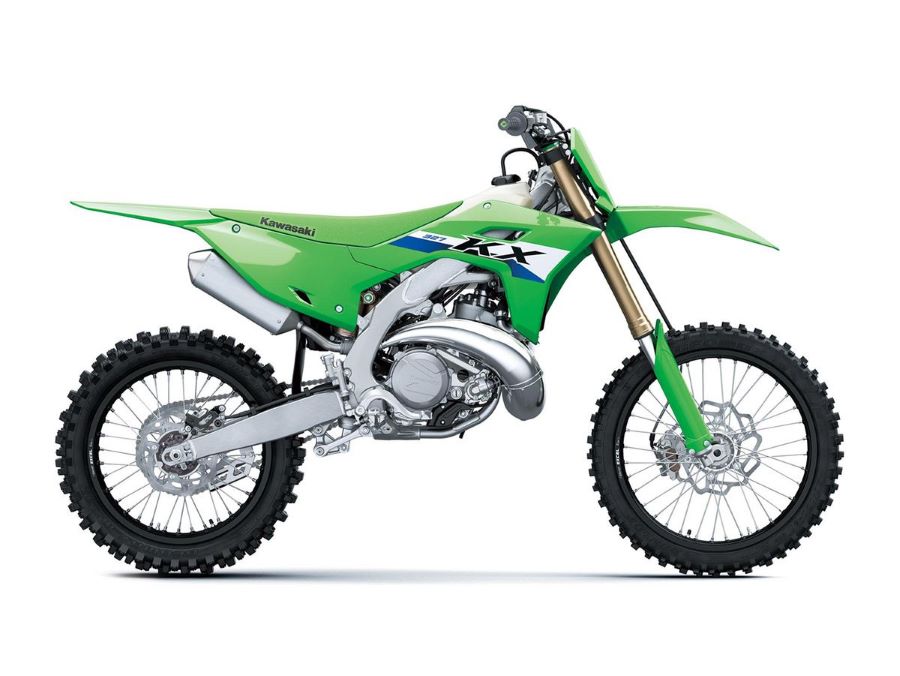 Lateral derecho de una moto de dos tiempos kawasaki KW327