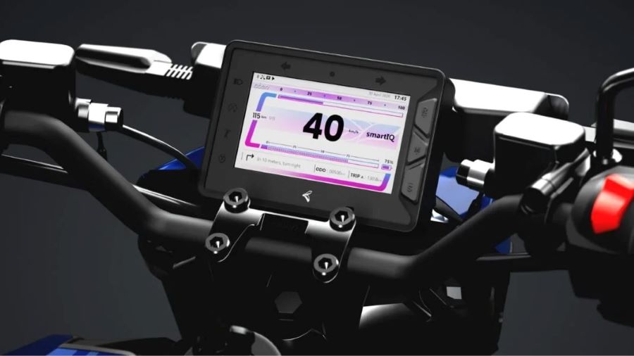 Tablero digital de una moto eléctrica Oben Rorr EVO