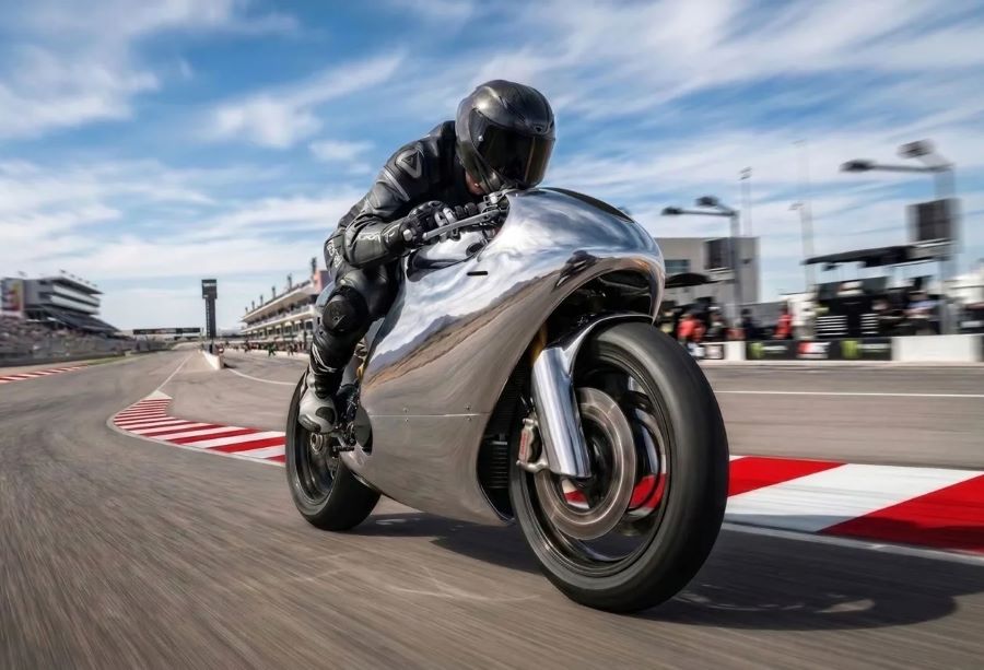 Una Ducati 821 de Bandit9 lanzada a toda velocidad