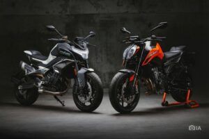 Una moto CFMOTO 800NK y una KTM 790 Duke enfrentadas