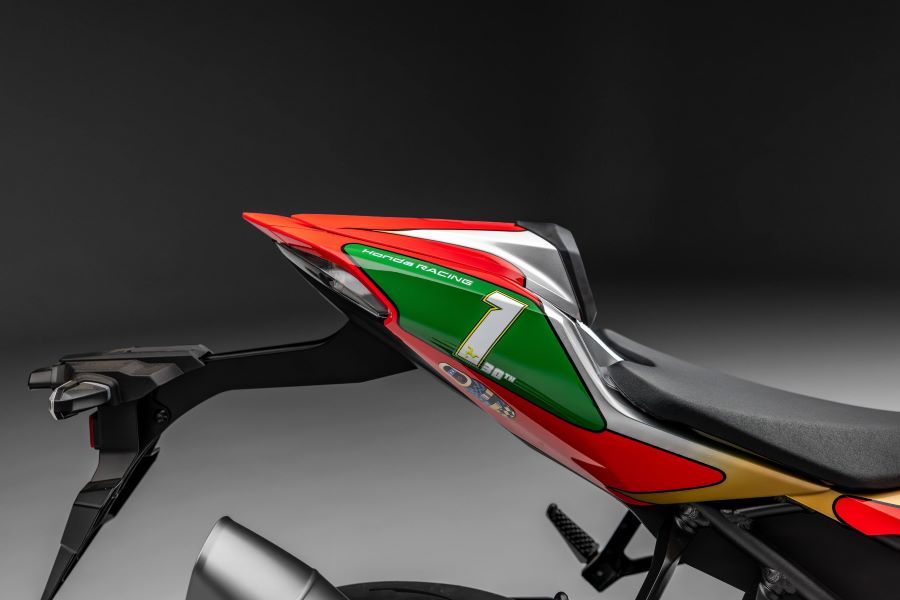 Honda Fireblade McGuinness: la exclusiva joya de 15 unidades Cola de una Honda Fireblade McGuinness