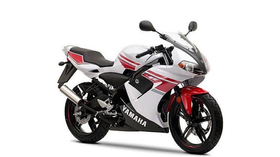 Motos 50cc viejas | Modelos clásicos que marcaron una época Una moto Yamaha TZR 50 blanca