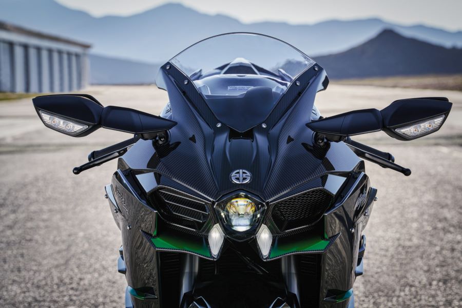 La Kawasaki Ninja H2 reinventa la sobrealimentación Frontal de una Kawasaki Ninja H2 2027