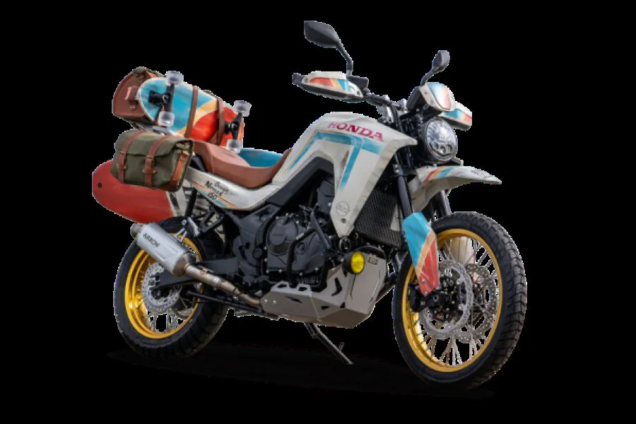 Mugen, la Hornet portuguesa que arrasa en Honda Customs 2026