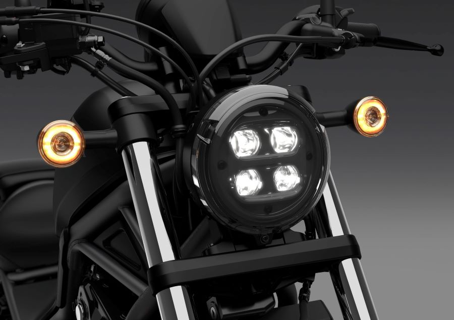 Faro redondo de la Honda Rebel 500 2027