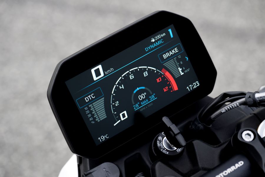 Pantalla digital de una BMW F 450 R